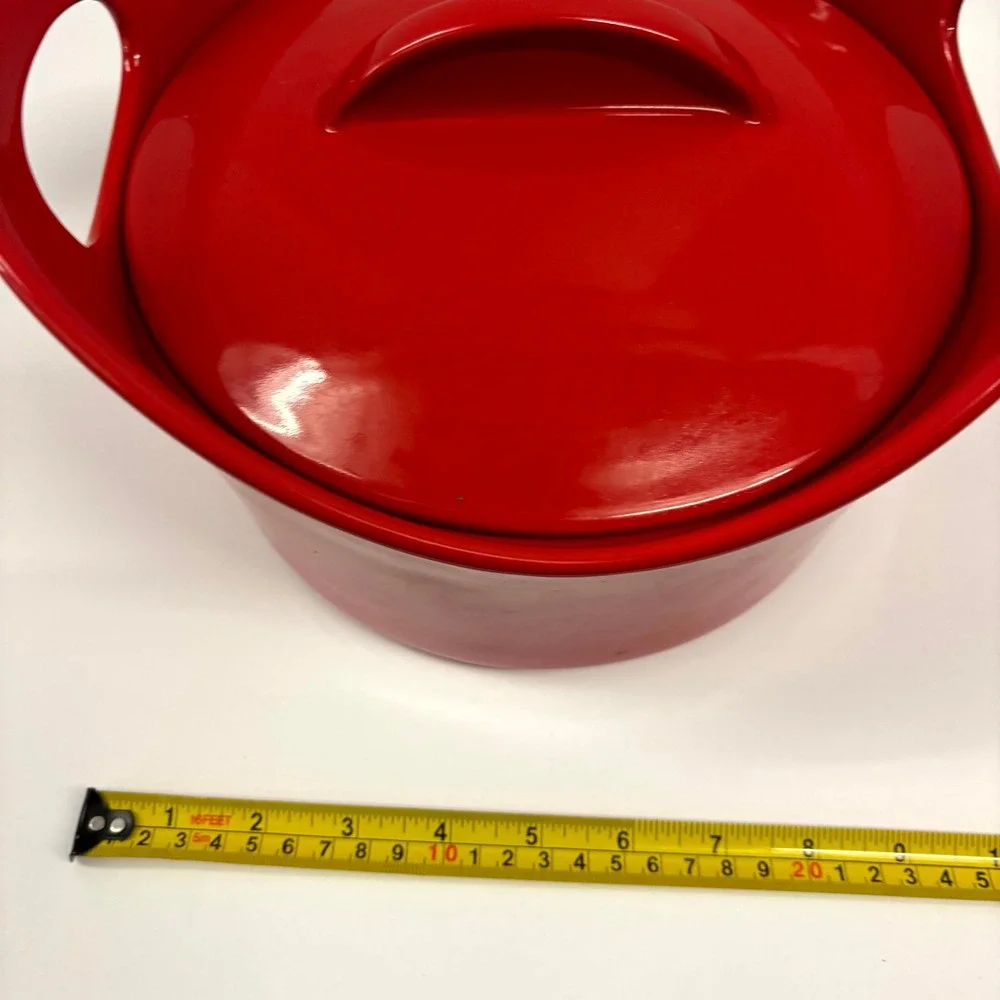 Red Ceramic Casserole Dish w/Lid 10